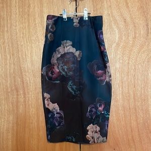 H&M Green Floral Pencil Skirt